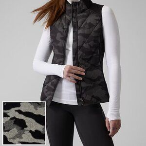 ATHLETA INLET REFLECTIVE VEST CAMO LUXE BLACK SMALL RUNNING